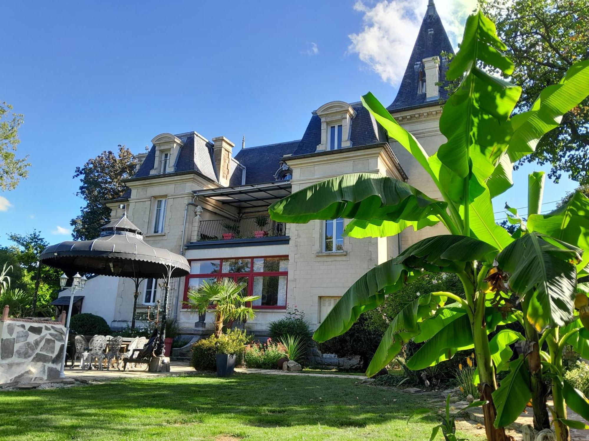 Le Madrigal Bed & Breakfast Mamers Екстериор снимка