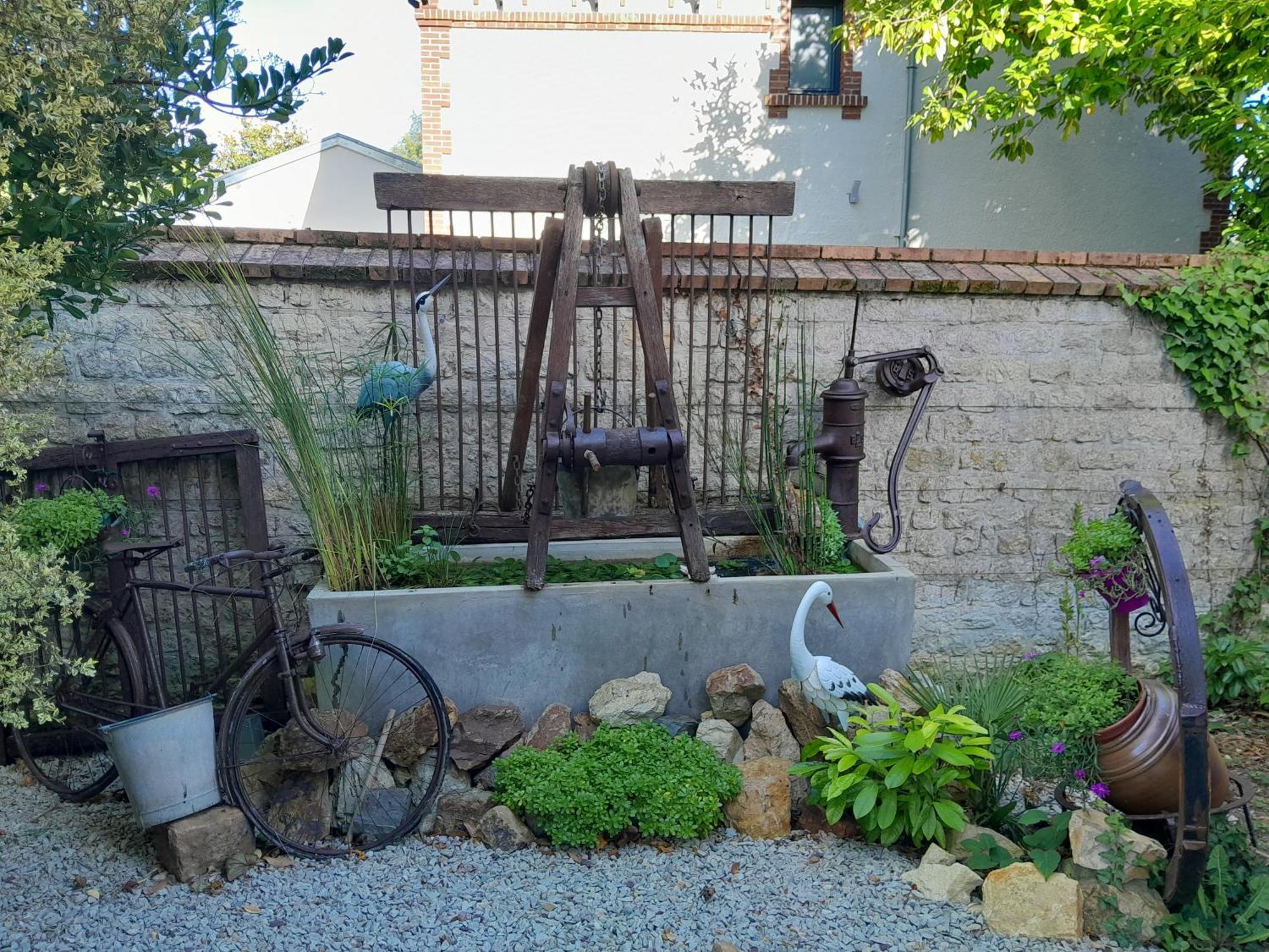Le Madrigal Bed & Breakfast Mamers Екстериор снимка